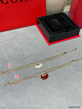 Qeelin YUYI Ruyi Mother-of-Pearl Bracelet