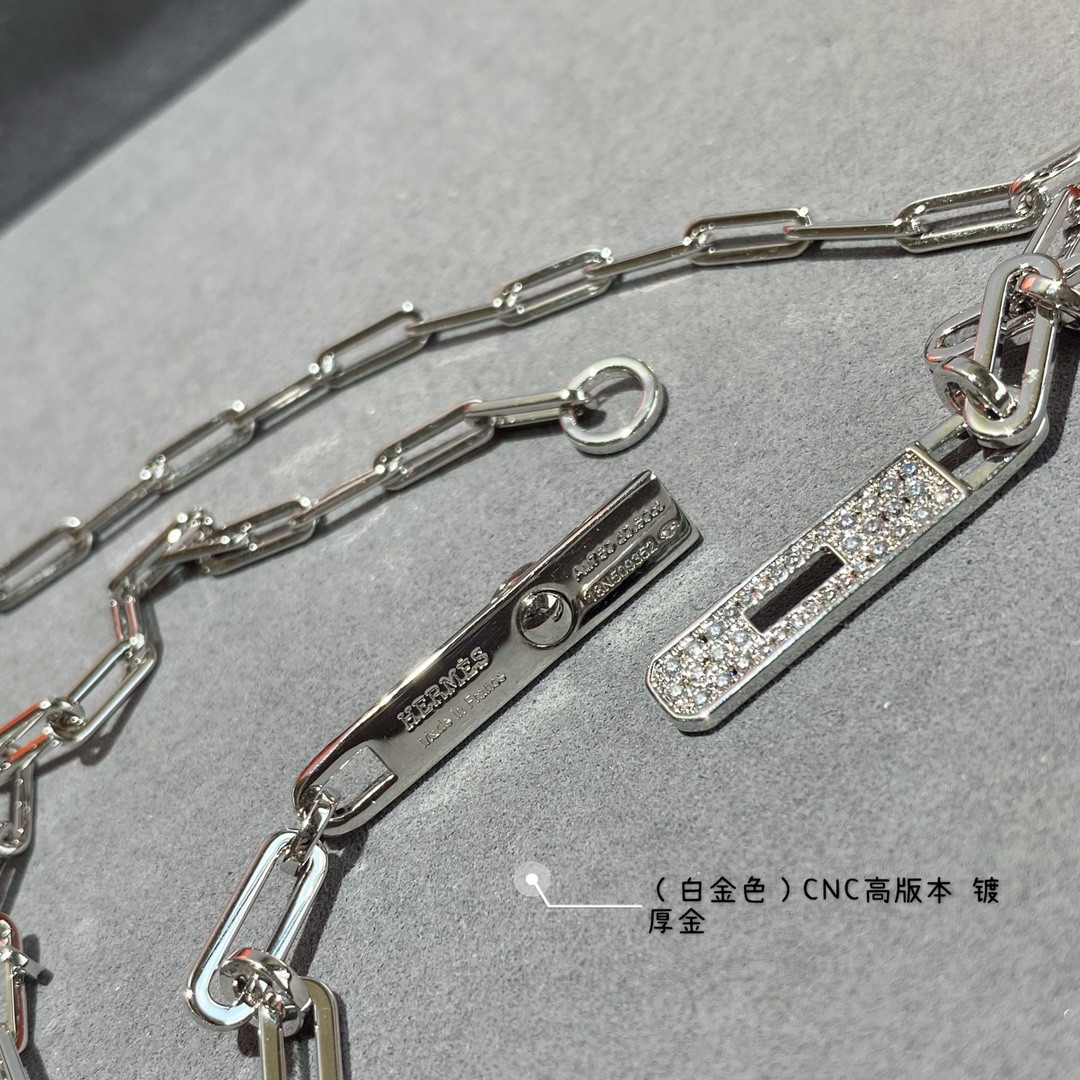 Hermès belt button Necklace