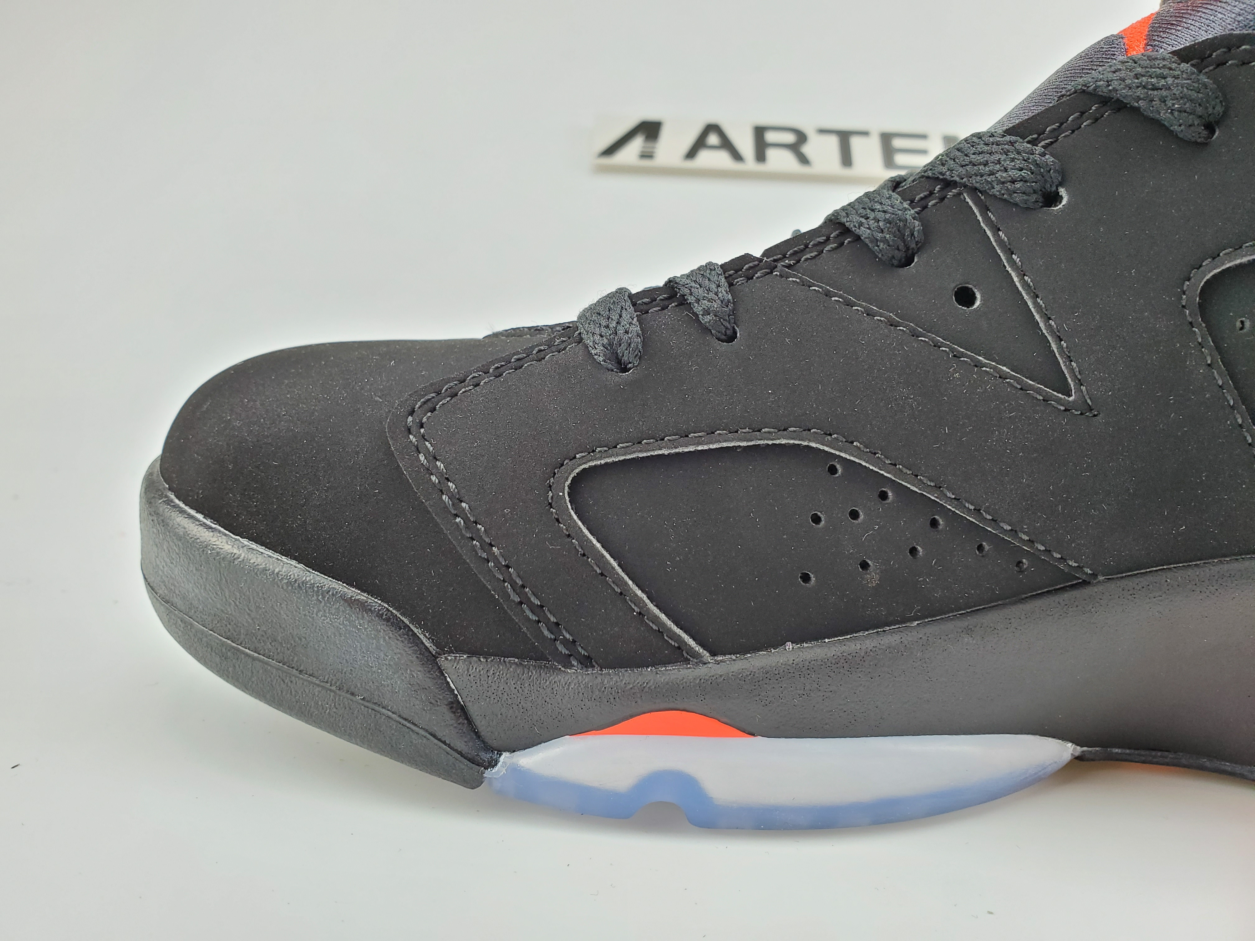 Jordan 6 Retro Black Infrared (2019)