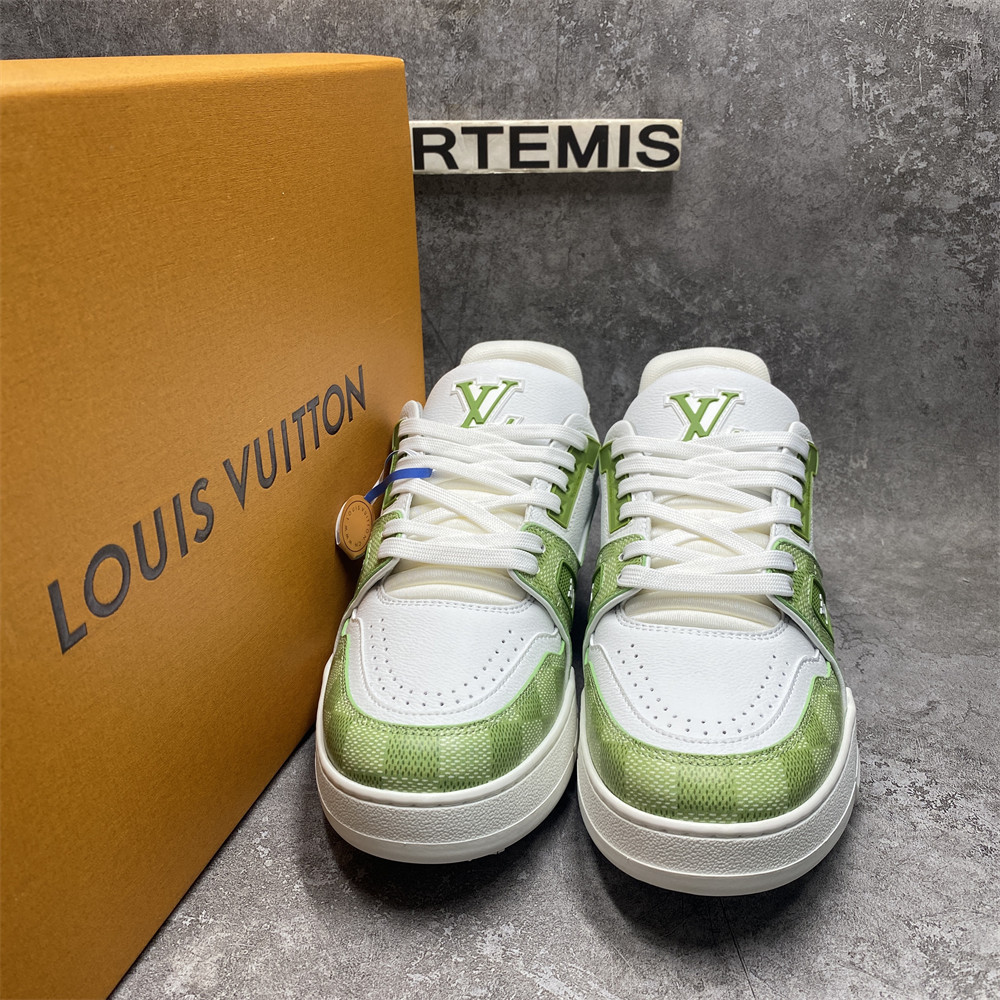 UA LV Trainer Sneaker