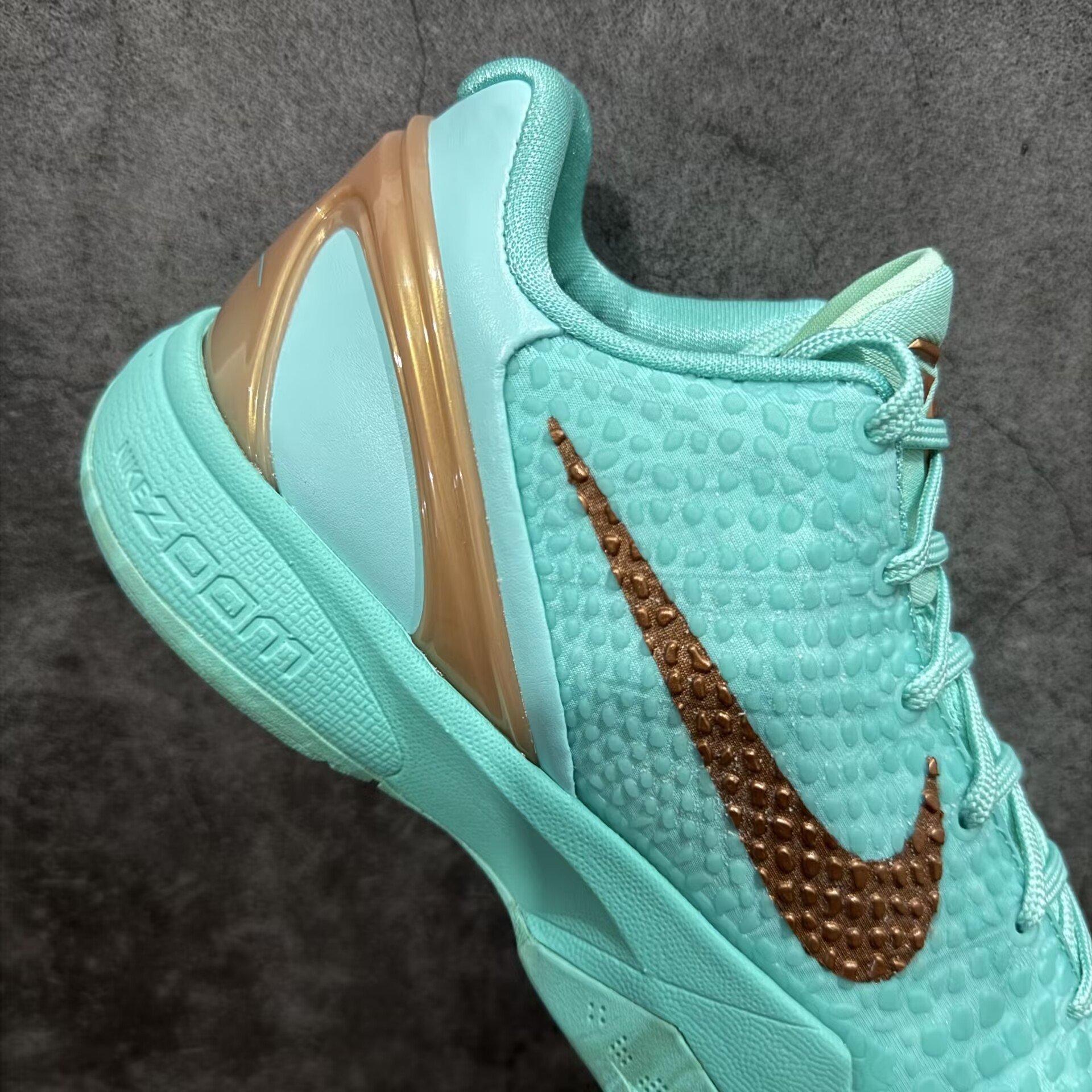 UA Nike Kobe 6 Protro Jalen Brunson Statue of Liberty