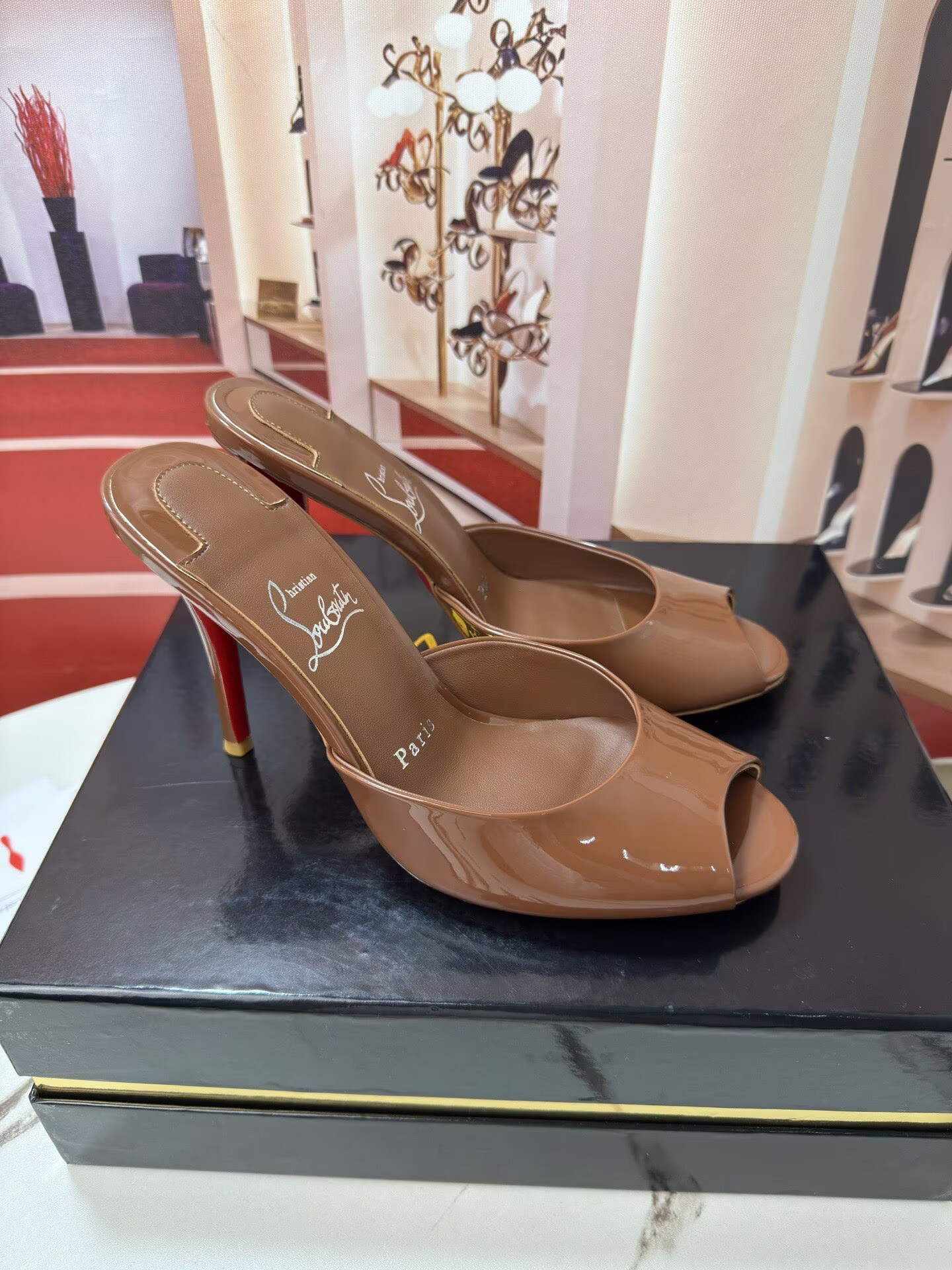ua Ch**an louboutin me dolly mules 10cm heel