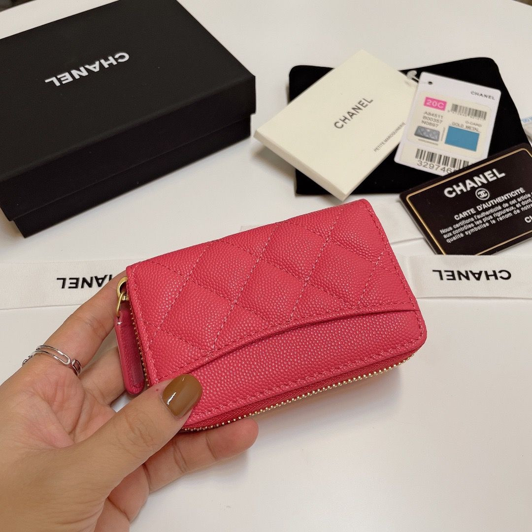 Ch*el zipped coin purse 7.5x11x2.5cm