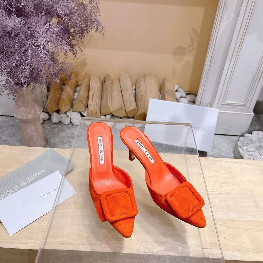 UA Manolo Blahnik Mules 7.5cm