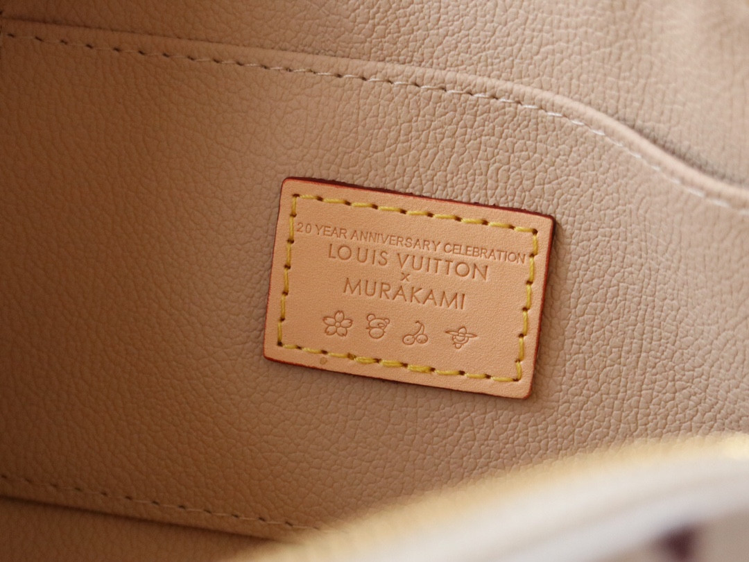 LV x TM Cosmetic Pouch PM M13744 19x12x6cm