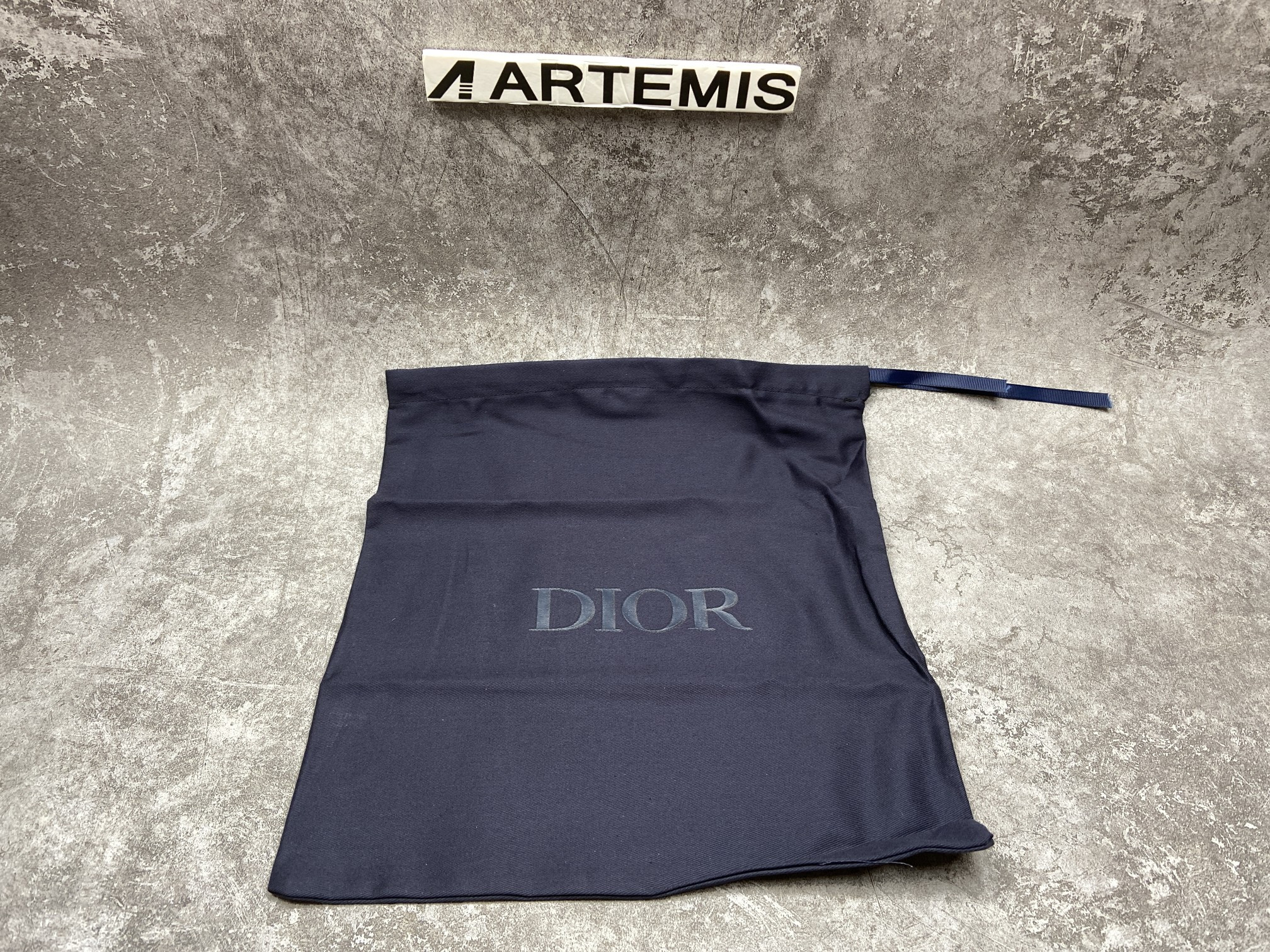 D*or b23 low top blue oblique