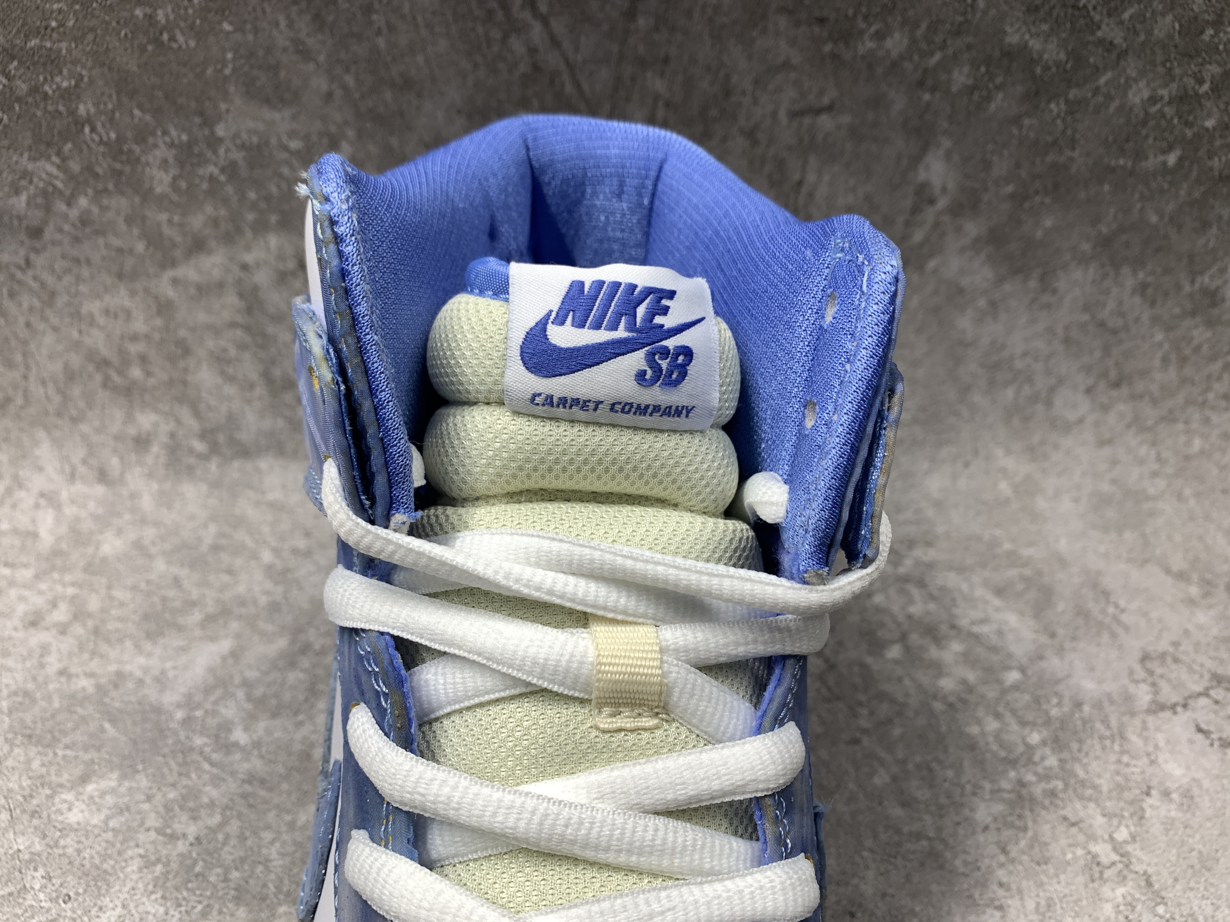 Nike SB Dunk High Carpet Company