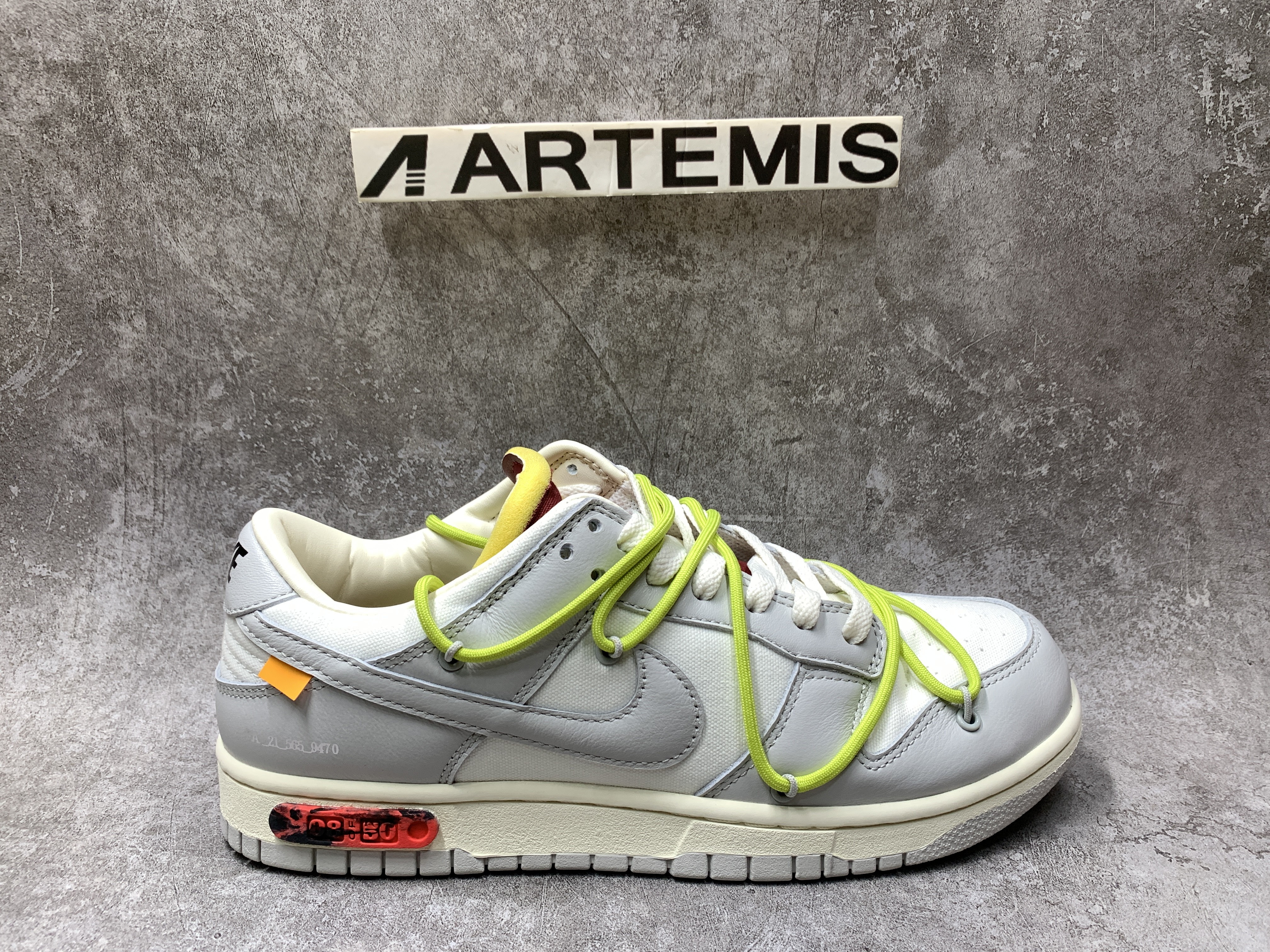 Nike Dunk Low x Off-White 08 of 50