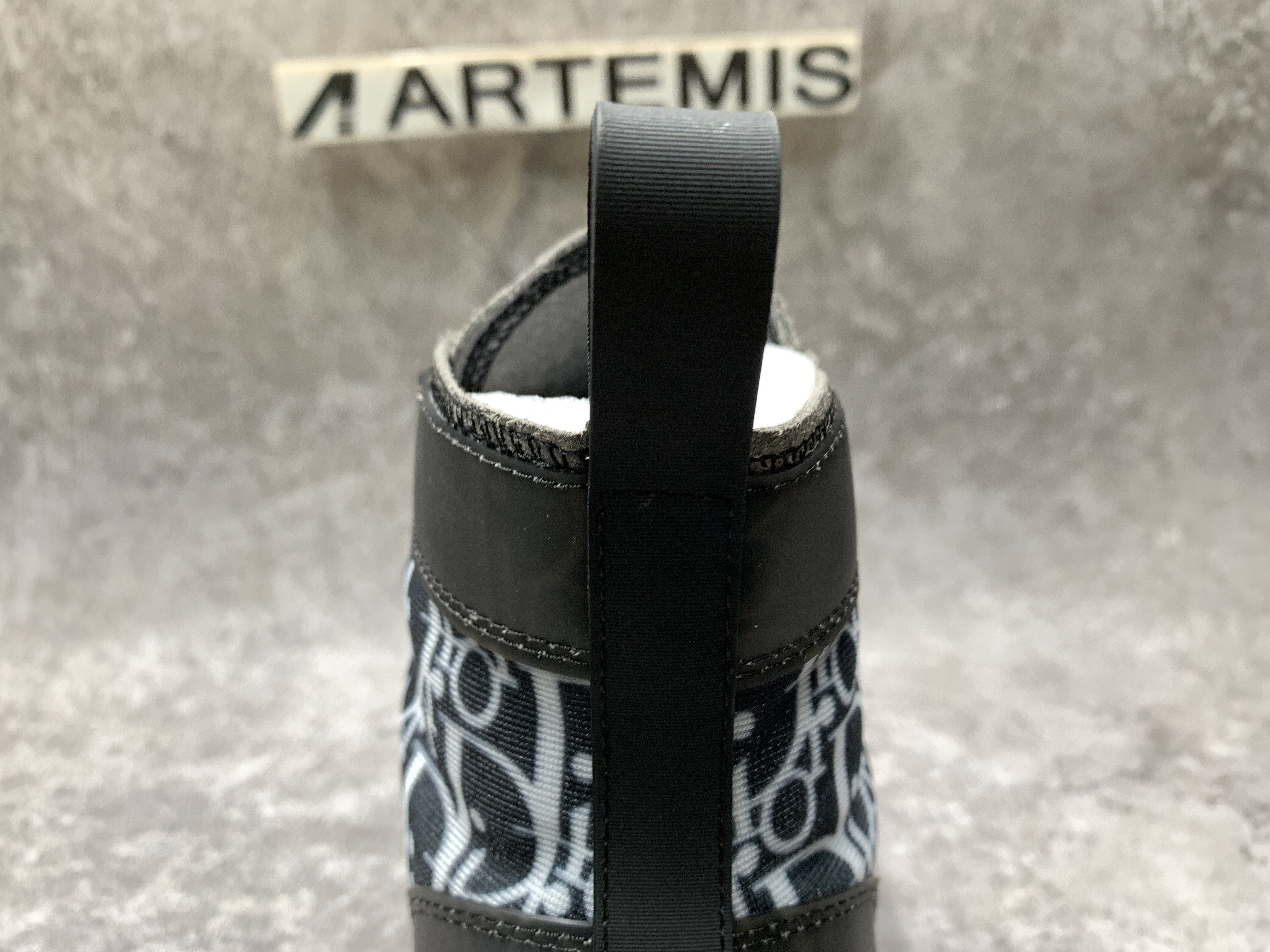 D*or b23 high blue black