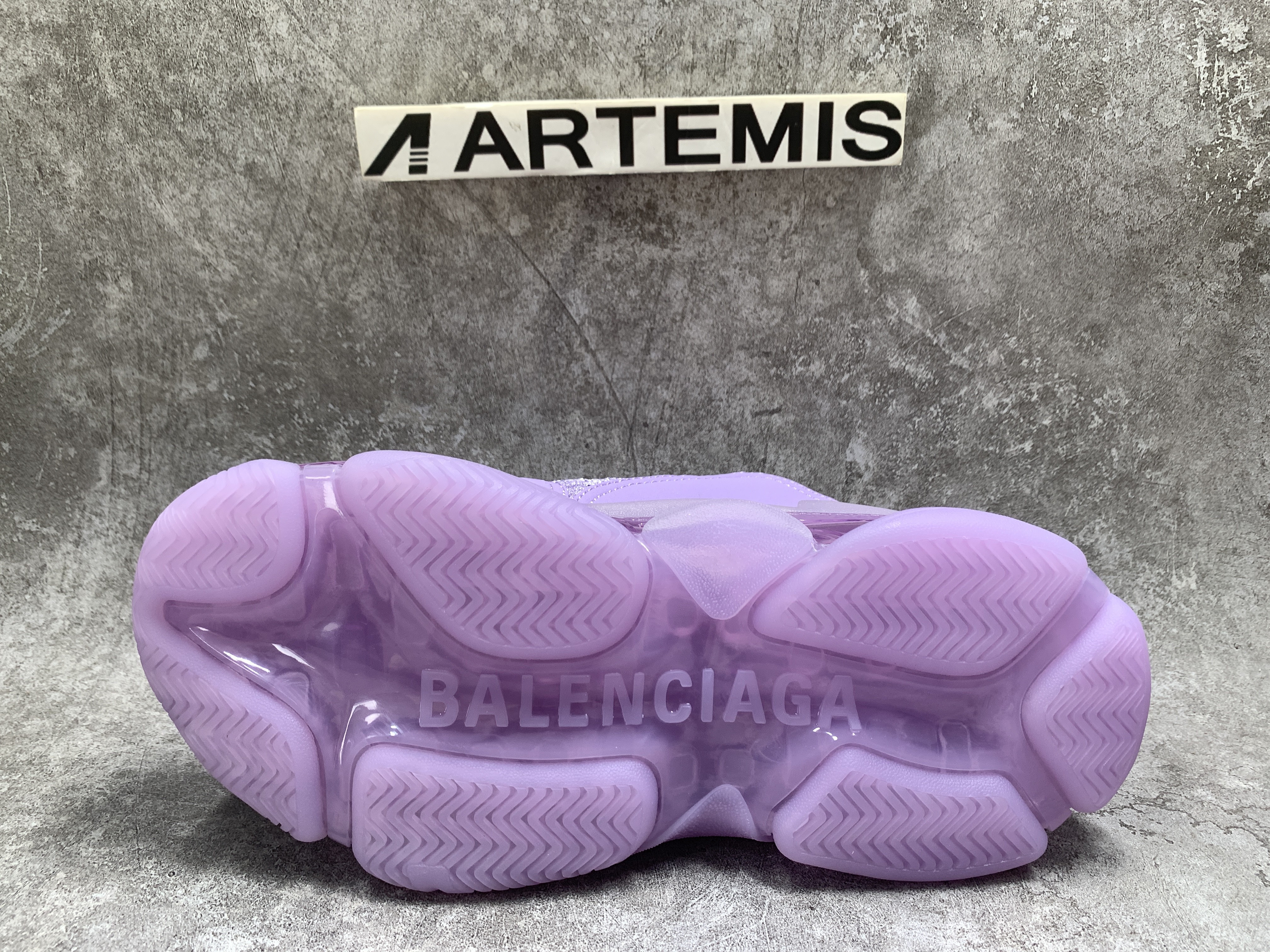 Balenciga Wmns Triple S Sneaker Clear Sole Light Lilac