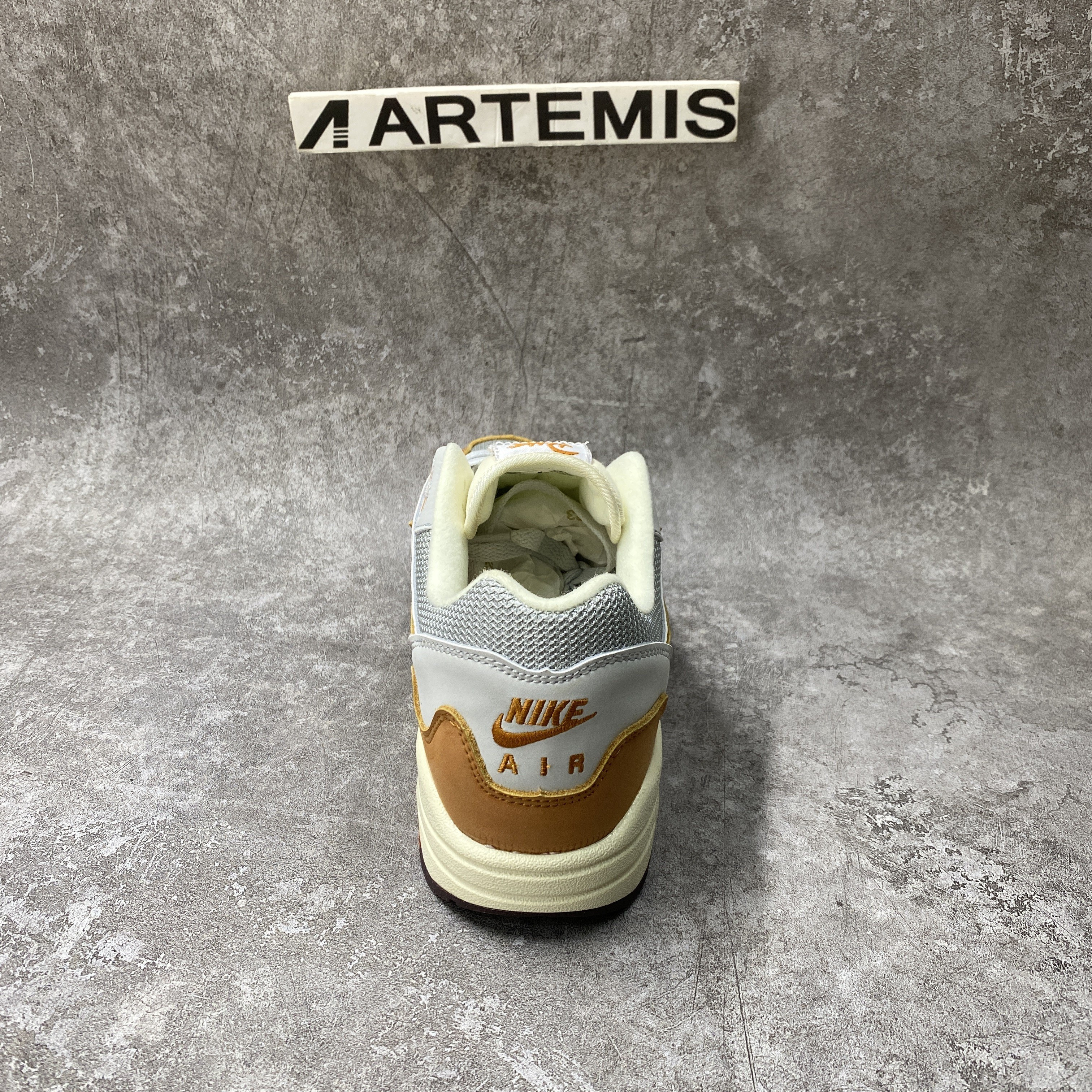 Nike Air Max 1 Patta Waves Monarch