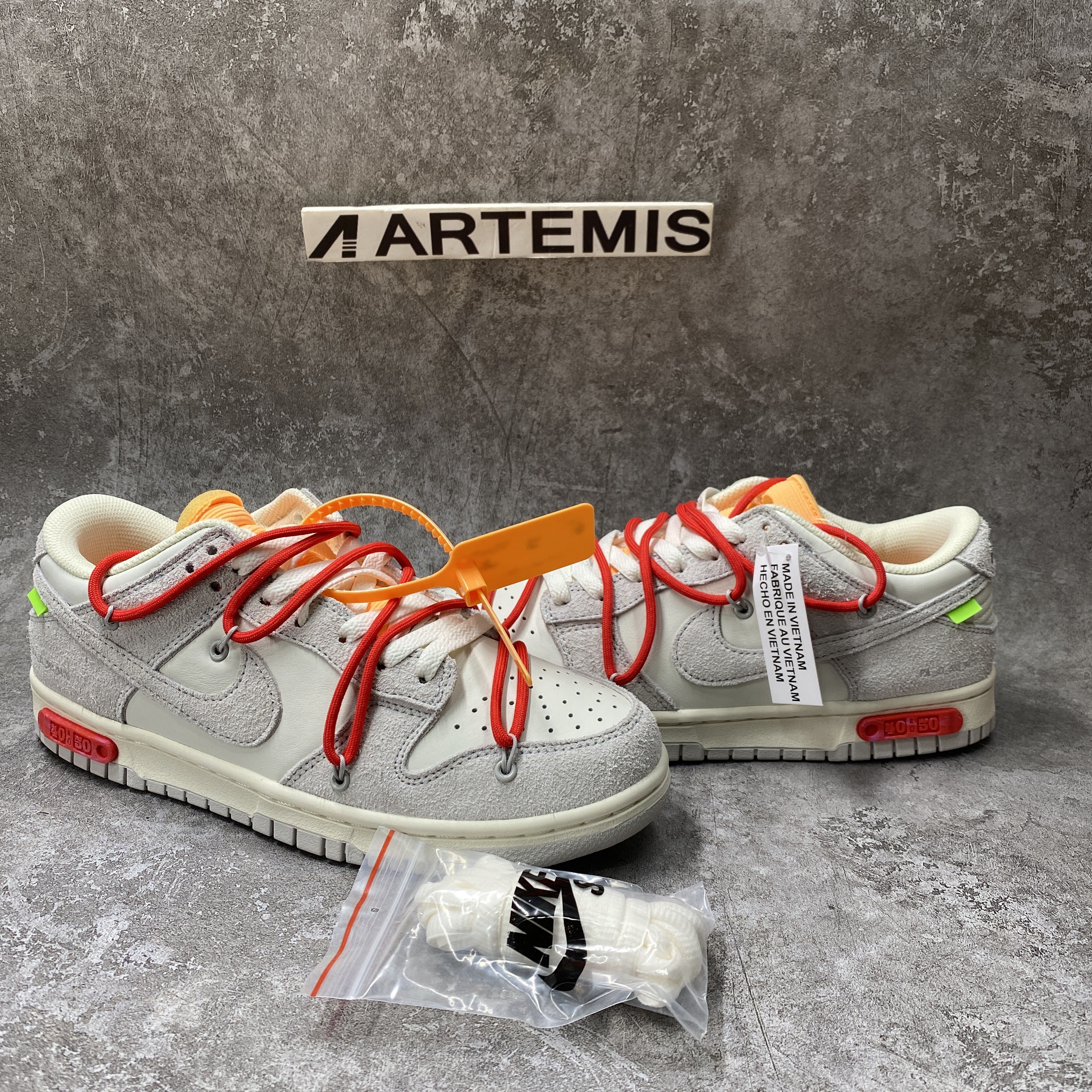 Nike Dunk Low Off-White Lot 40