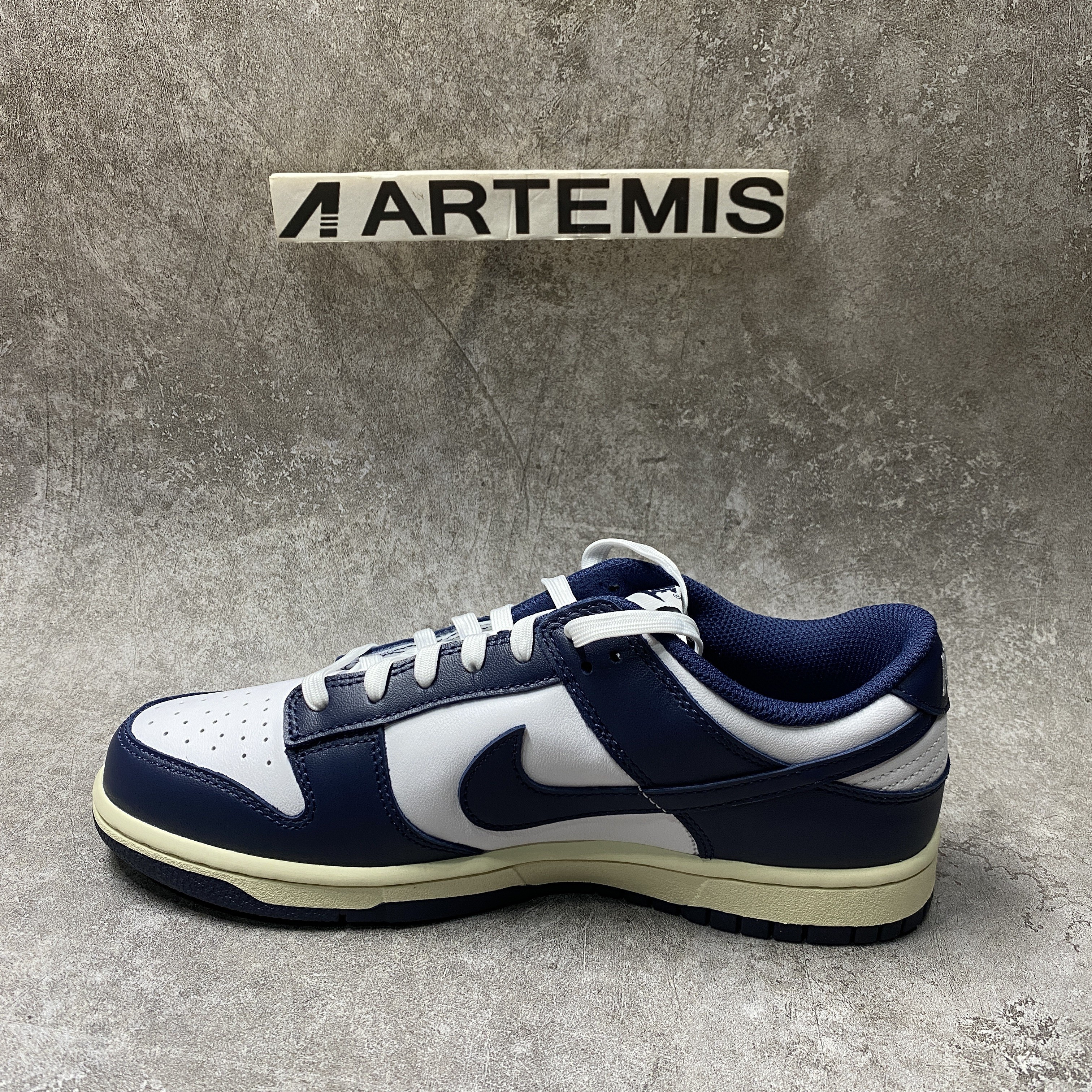 Nike Dunk Low Vintage Navy