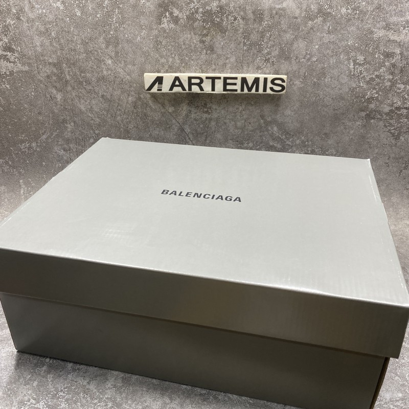 Balenciga 3XL Sneakers in White Red