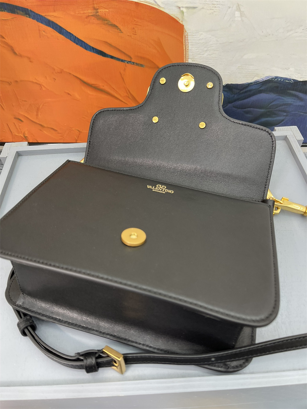 VALENTINO GARAVANI LOCÒ CALFSKIN SHOULDER SMALL BAG BLACK 22 x 16  x 7 cm