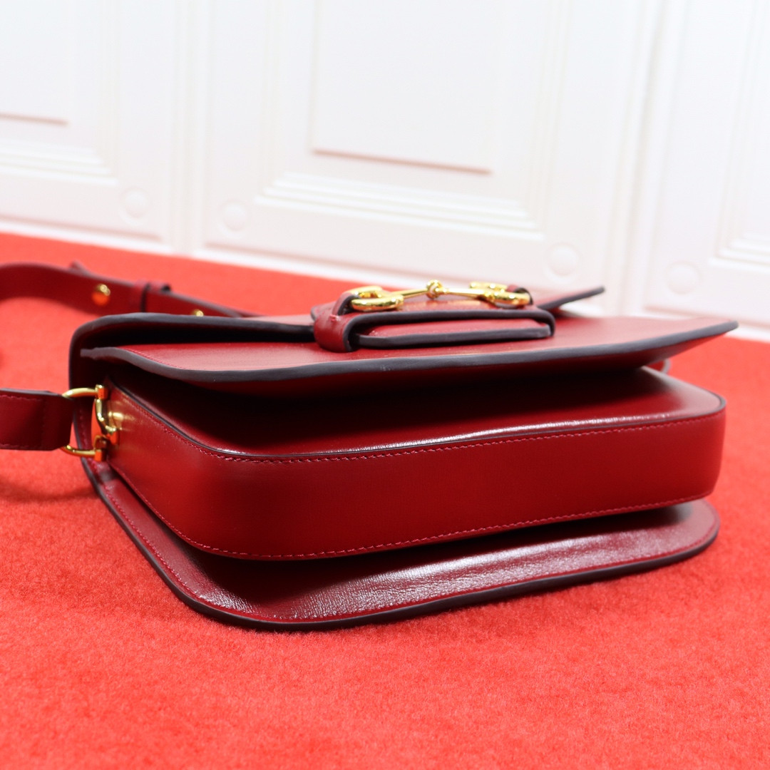 G*u*i horsebit 1955 shoulder bag red 9.8"w x 7"h x 3.1"d