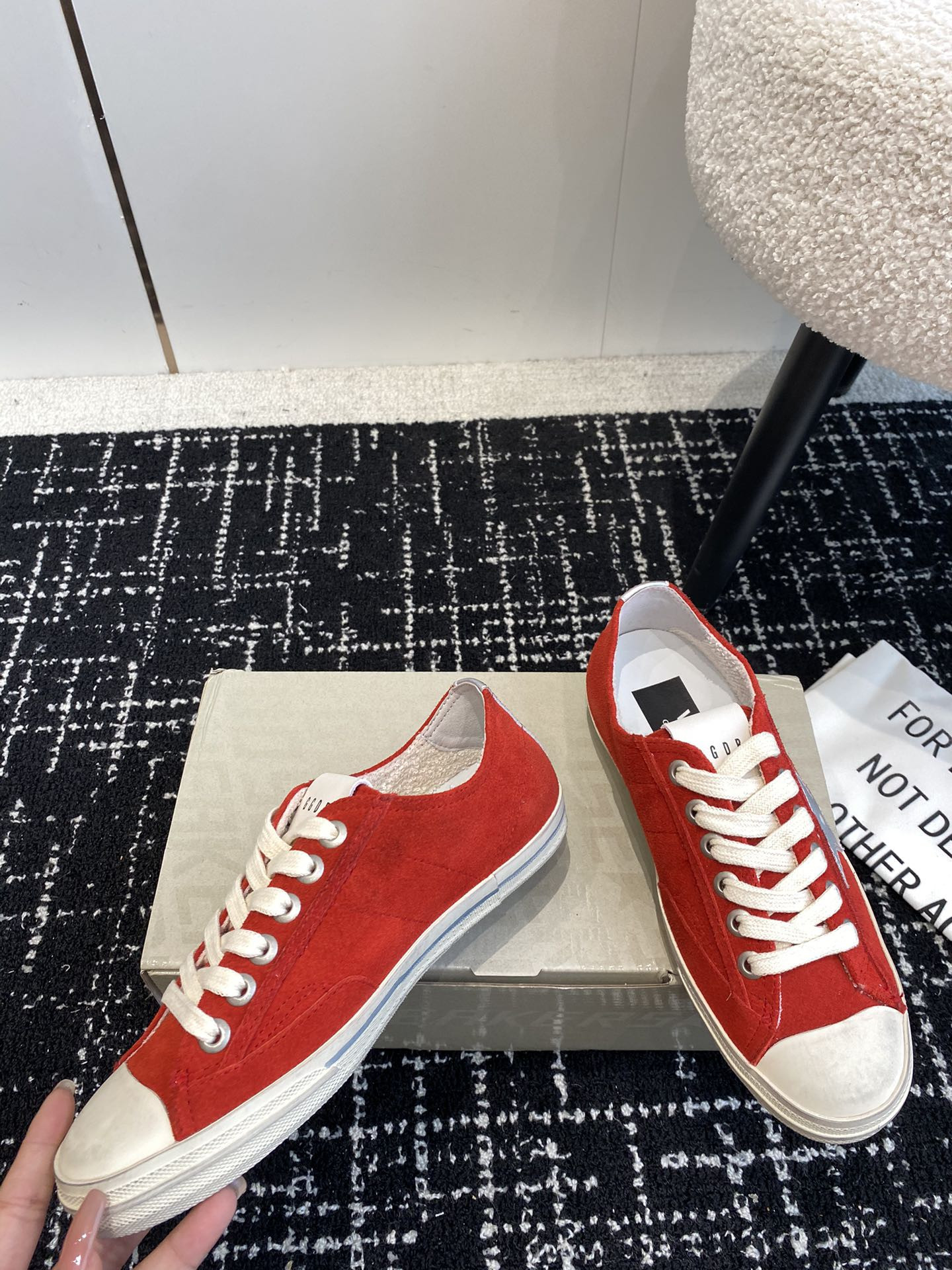 UA Golden Goose V-STAR Sneaker