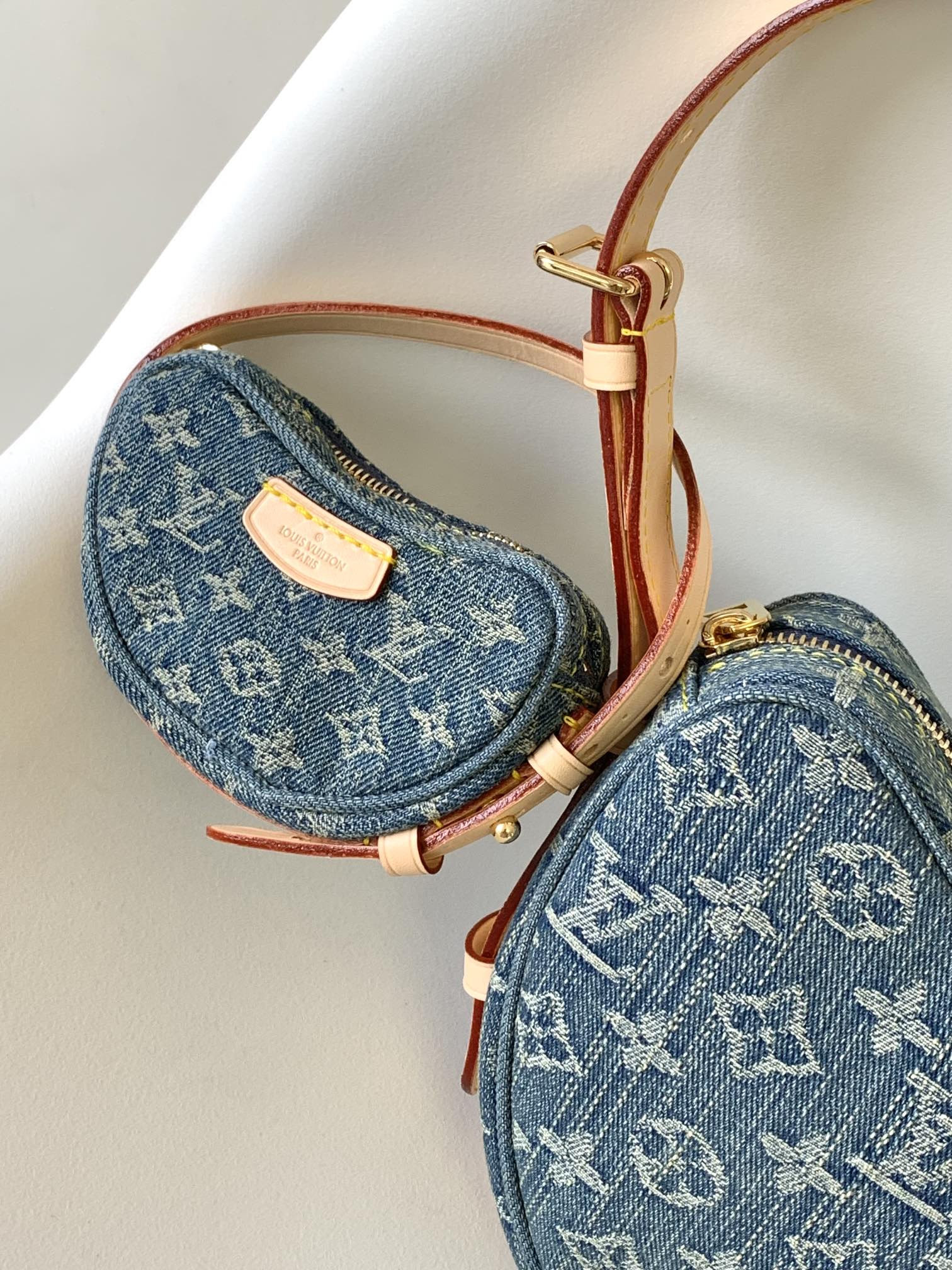LV Croissant MM M46856 9.8 x 5.9 x 2 inches