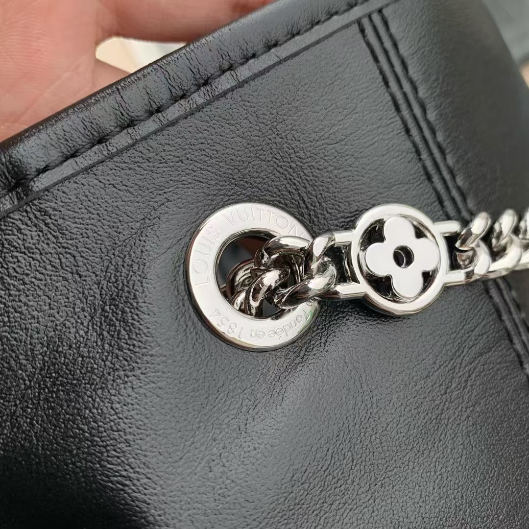 LV Off Duty Vibe MM M25545 33x24x11.5cm