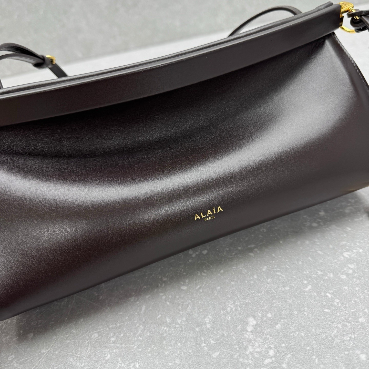 ALAÏA LE CLICK EAST WEST MEDIUM BAG 30x14x9cm