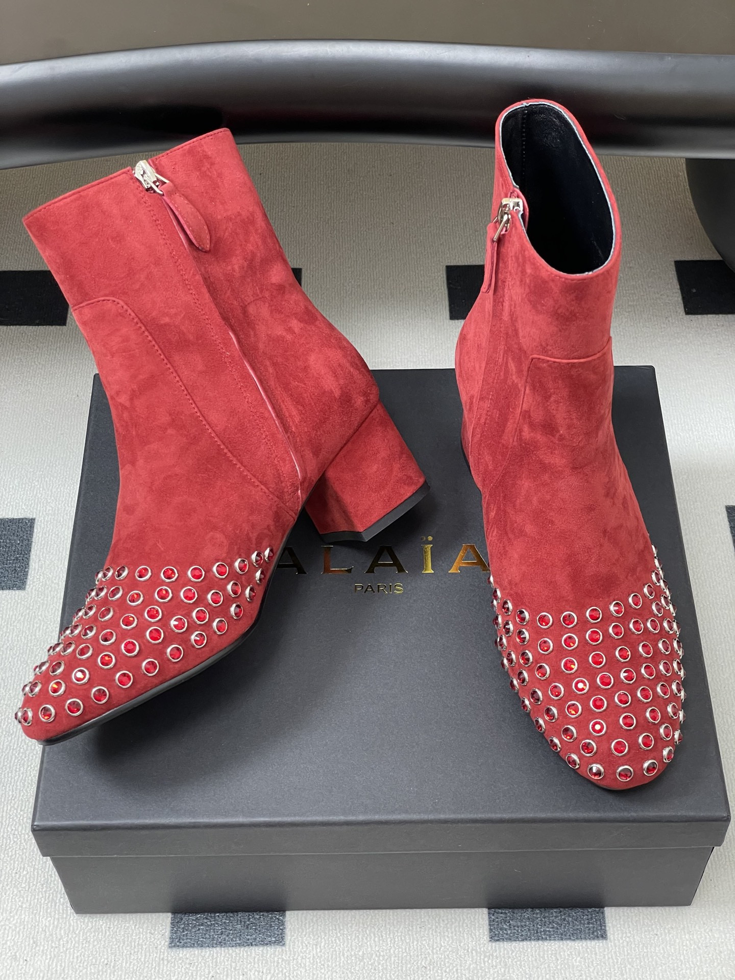 ua alaia crystal Di*m*nd boots 5.5cm heel(customized size 7-10 days production time)